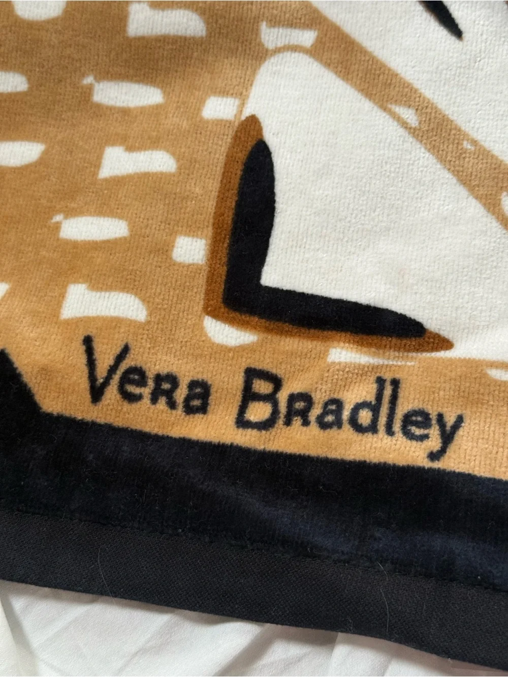 NWT Vera Bradley Woven Neutral Ultimate Beach Towel Retired Pattern
